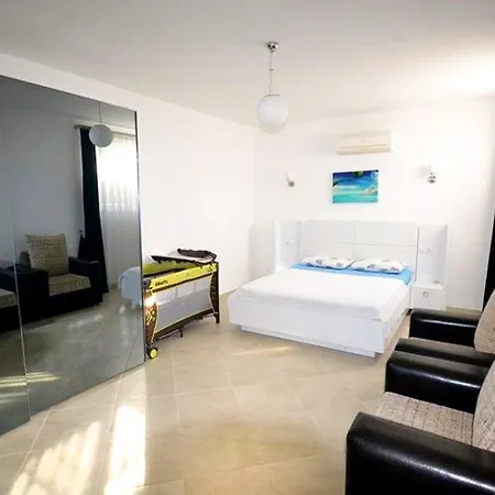“the Ultimate Guide To Renting This Luxury Villa”-villa Elysium Villa
